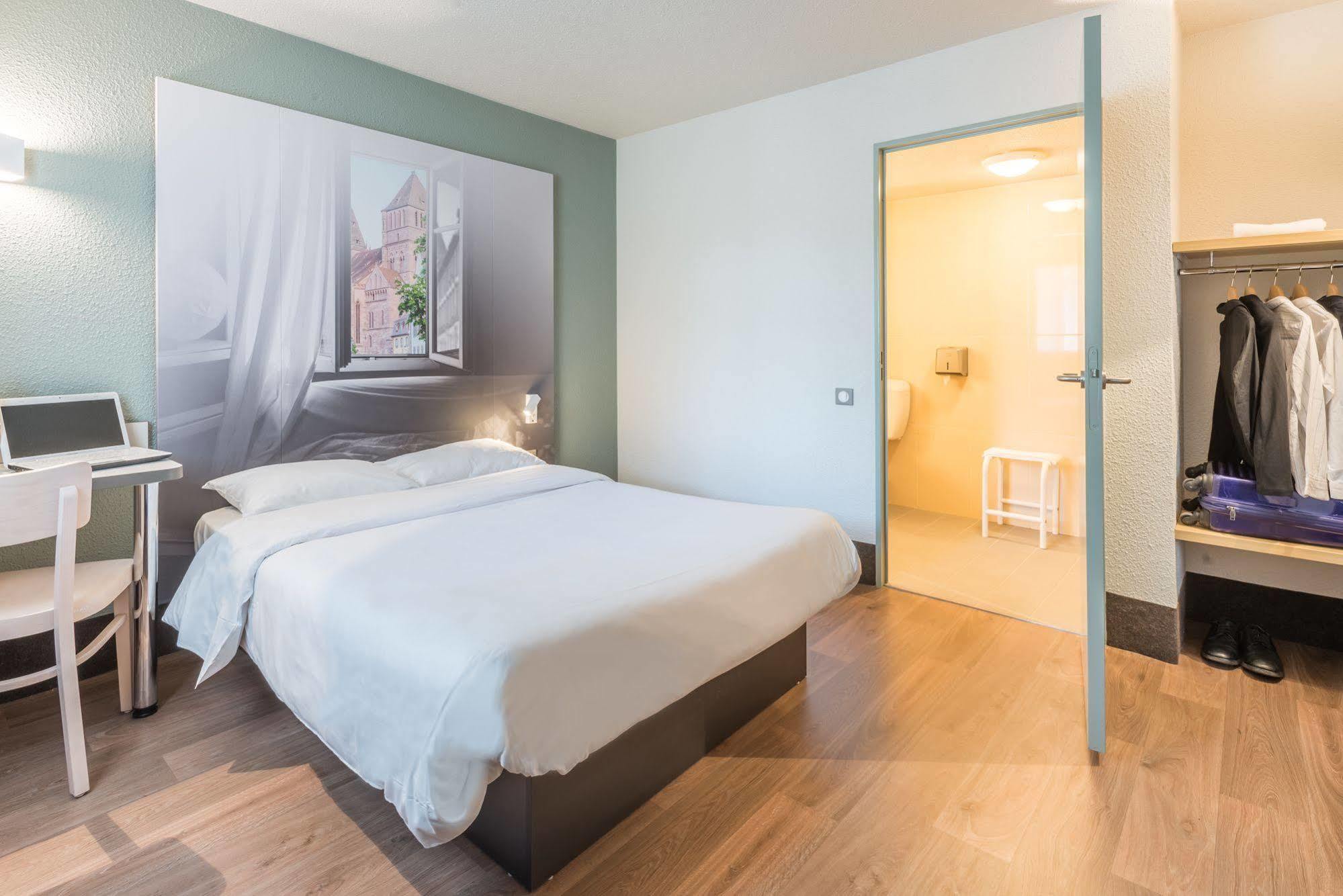 B&B Hotel Dijon Nord Zenith Exteriör bild